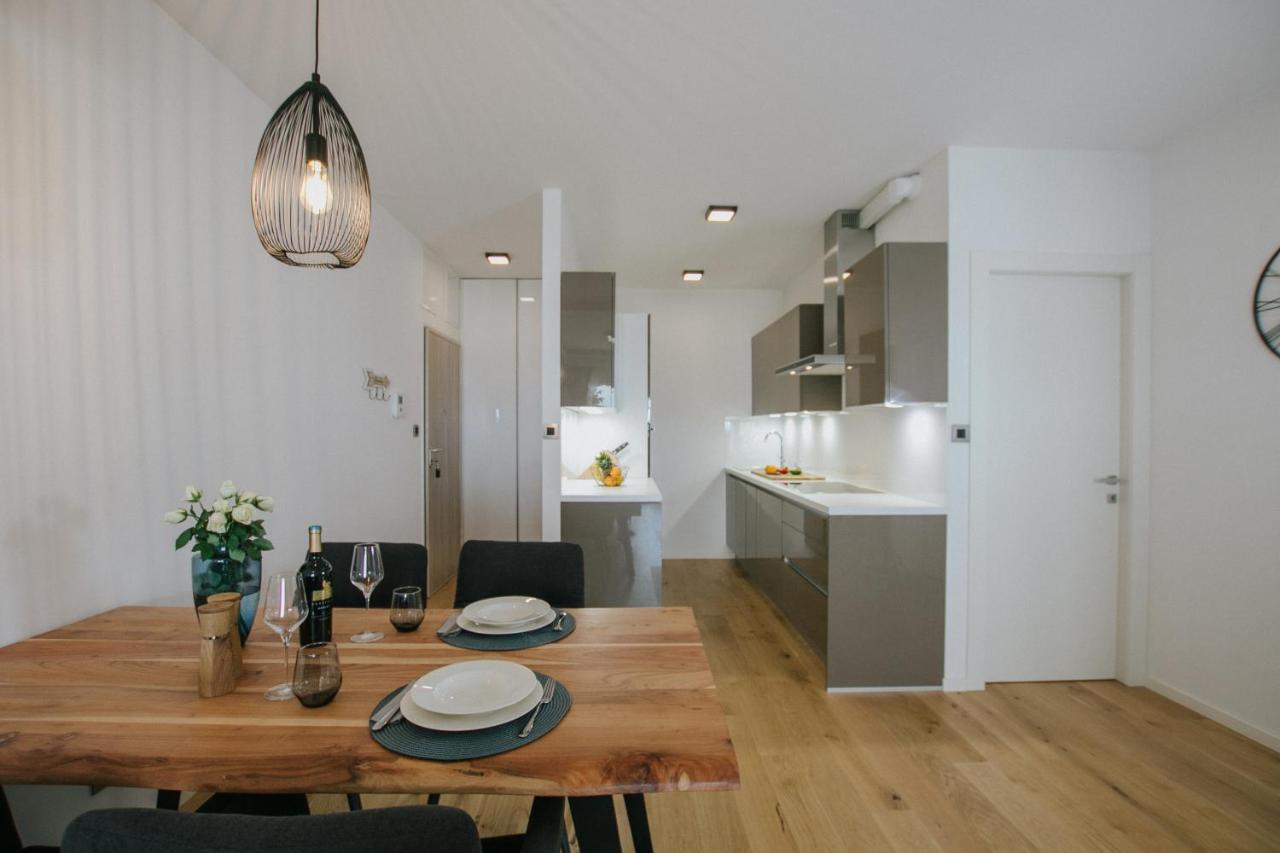 Apartment Sea Villa 5 Split Eksteriør billede